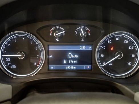 Used 2023 Buick Enclave Essence w/ Experience Buick Package FWD image 16