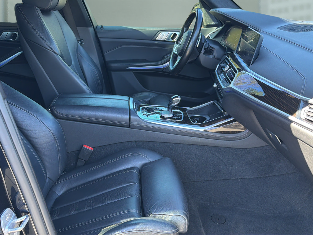 Used 2020 BMW X7 xDrive40i w/ M Sport Package AWD/4WD image 34
