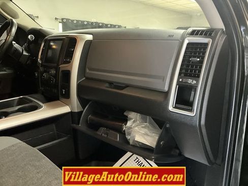 Used 2017 RAM 2500 Big Horn w/ Sport Appearance Group AWD/4WD image 39