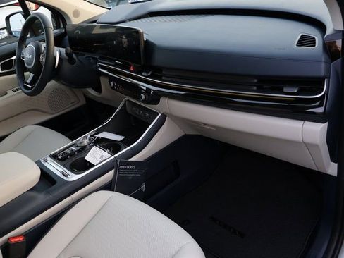 New 2026 Kia Carnival SX Prestige FWD image 10