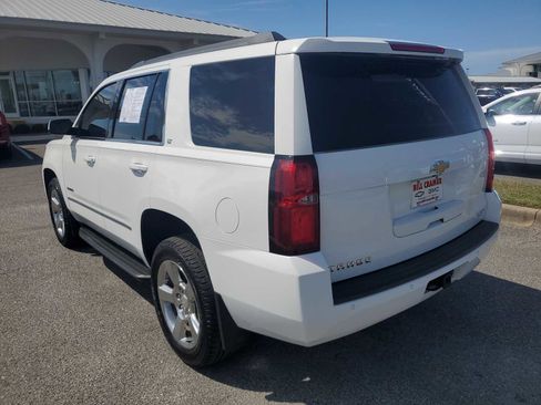 Used 2019 Chevrolet Tahoe LT RWD image 3