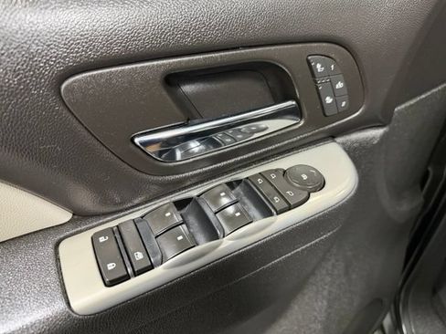 Used 2010 GMC Sierra 1500 SLT w/ All-Terrain Package AWD/4WD image 16