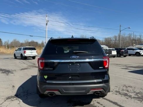 Used 2019 Ford Explorer Limited image 6