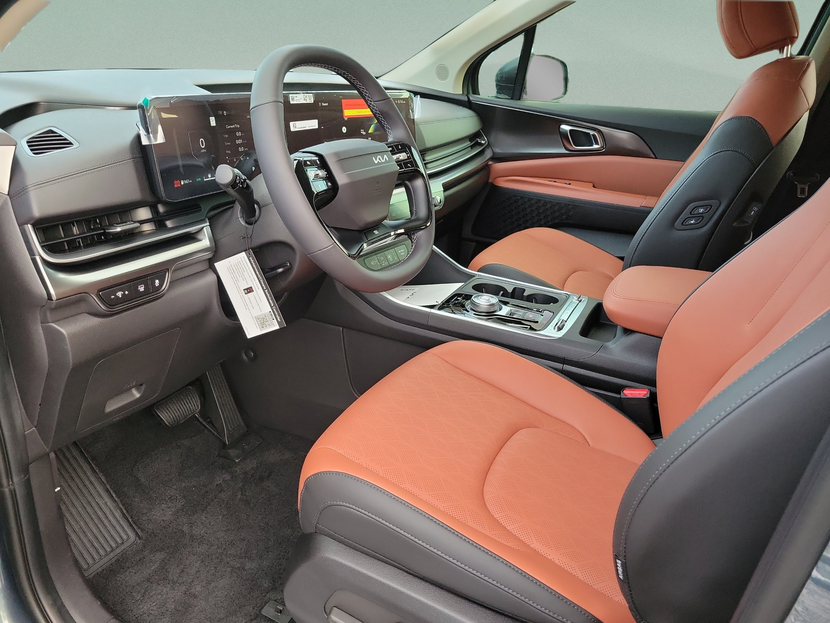 New 2027 Kia Carnival SX w/ Dark Edition Package FWD image 18