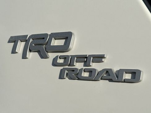 Used 2019 Toyota 4Runner TRD Off-Road image 11