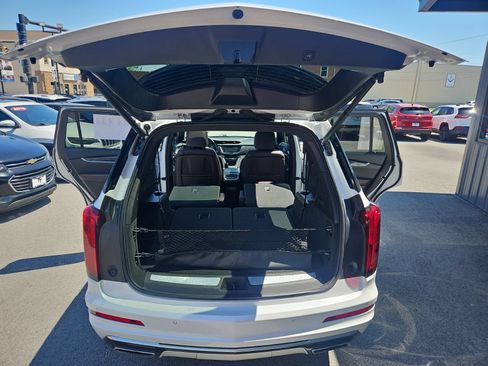 Used 2020 Cadillac XT6 Premium Luxury AWD/4WD image 20