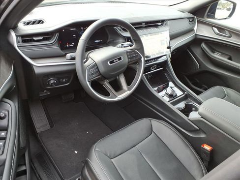 New 2026 Jeep Grand Cherokee Limited Reserve image 14