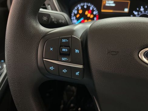 Used 2020 Ford Escape SE image 21