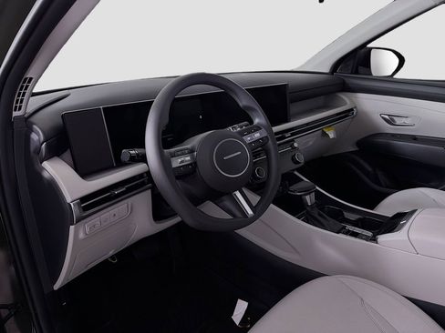 Used 2026 Hyundai Tucson SEL FWD image 11