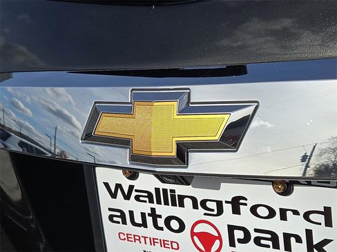 Used 2017 Chevrolet Traverse LT image 29