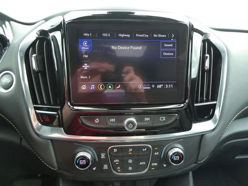 Certified 2023 Chevrolet Traverse LT w/ LT Premium Package AWD/4WD image 34
