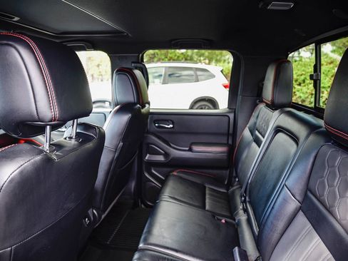 Used 2023 Nissan Frontier PRO-4X w/ Pro-4X Premium Package image 22