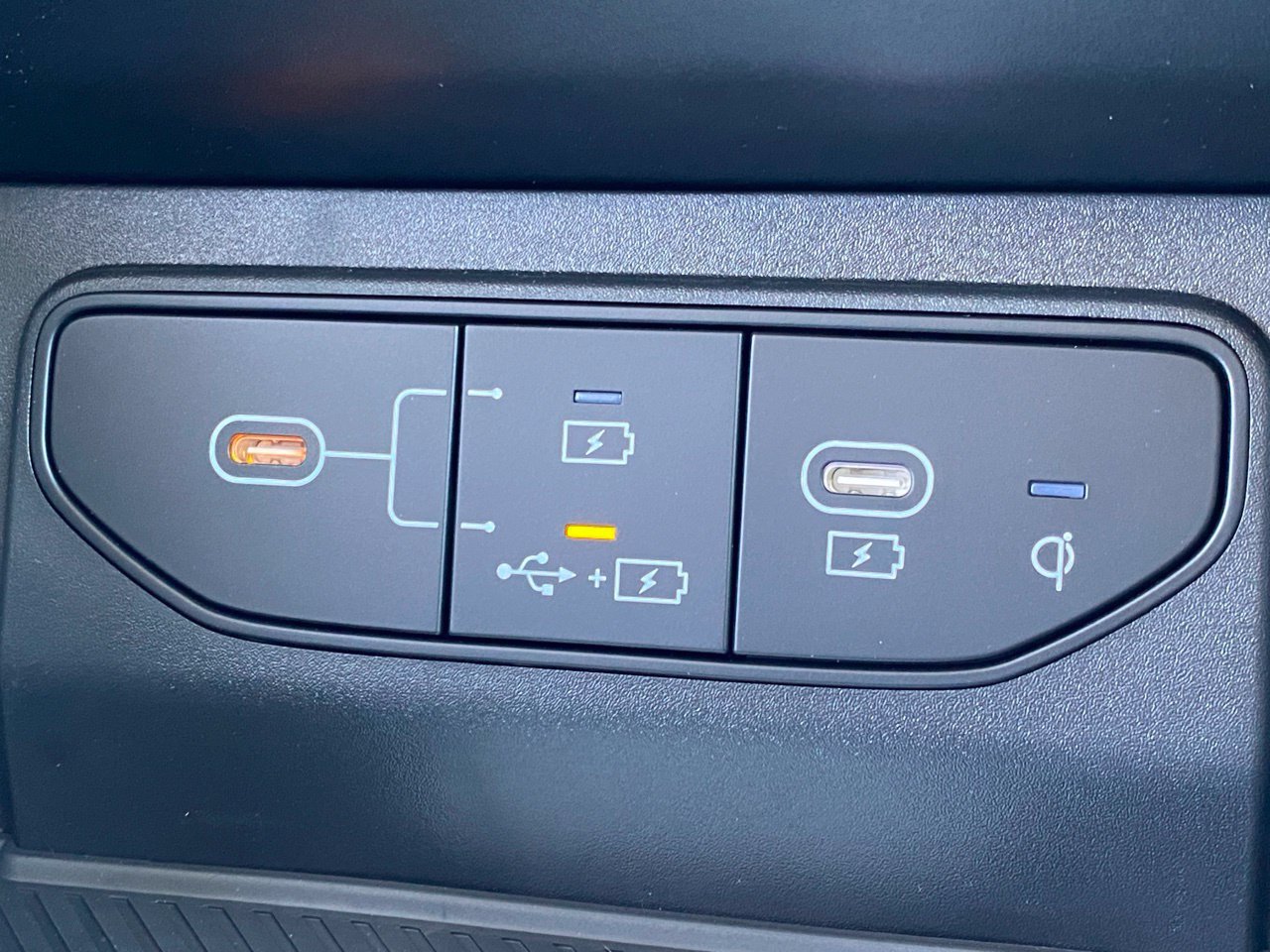 New 2026 Kia Sportage SX FWD image 20