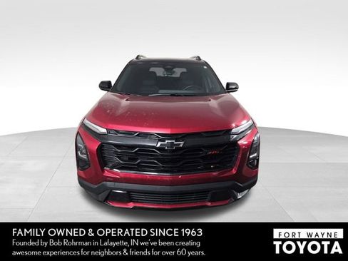 Used 2025 Chevrolet Equinox RS w/ Convenience Package III image 3