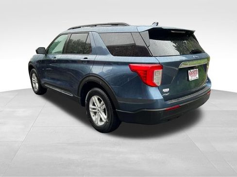 Used 2020 Ford Explorer XLT AWD/4WD image 5