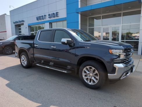 Used 2021 Chevrolet Silverado 1500 LTZ w/ Safety Package II image 2