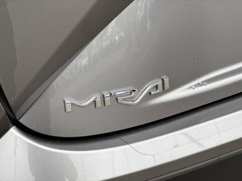 Certified 2021 Toyota Mirai XLE image 32