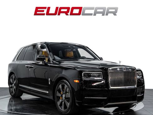 Used 2023 Rolls-Royce Cullinan AWD/4WD image 9