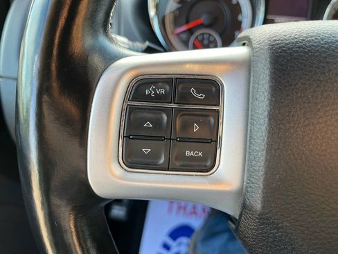 Used 2018 Dodge Grand Caravan GT image 24