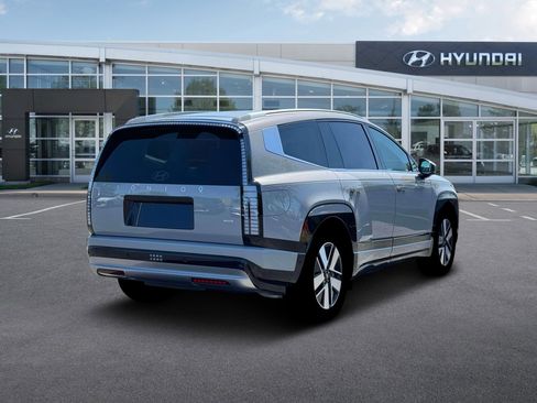 New 2026 Hyundai Ioniq 9 SEL w/ Tow & Go Package image 7