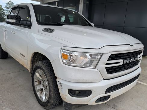 Used 2022 RAM 1500 Big Horn AWD/4WD image 3