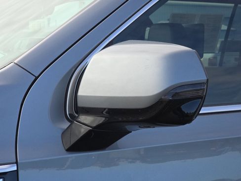 Used 2024 GMC Yukon XL Denali w/ Denali Reserve Package image 55