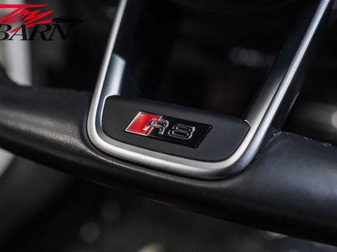 Used 2018 Audi R8 V10 image 32