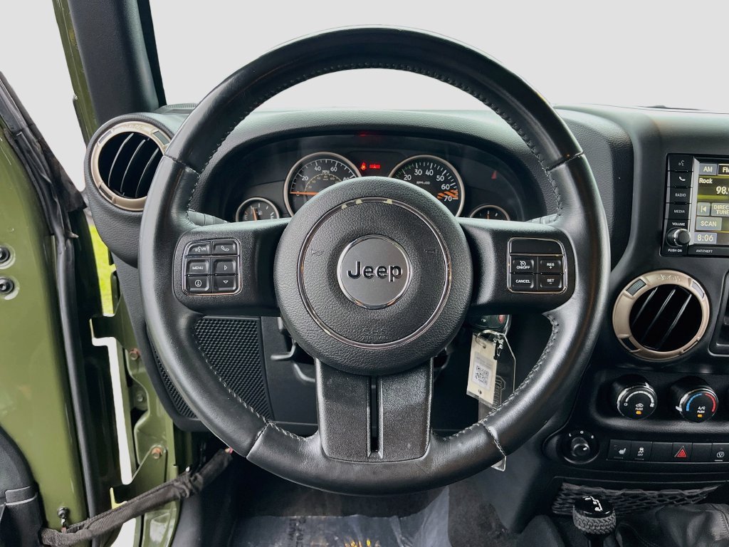 Used 2016 Jeep Wrangler Unlimited Sahara AWD/4WD image 10