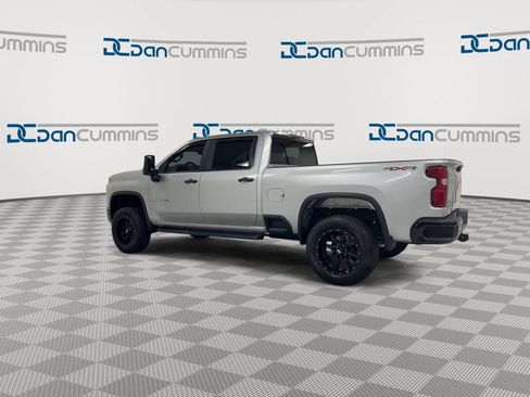 Used 2023 Chevrolet Silverado 2500 Custom w/ Custom Convenience Package AWD/4WD image 6