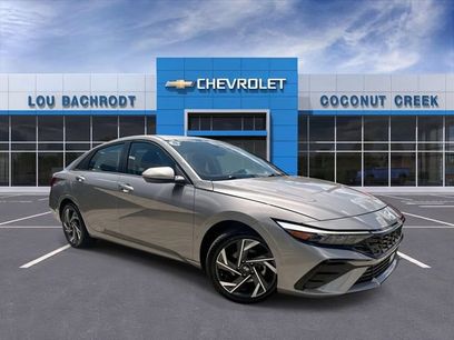 Used 2025 Hyundai Elantra SEL