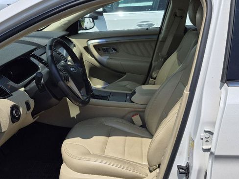 Used 2013 Ford Taurus SEL FWD image 4