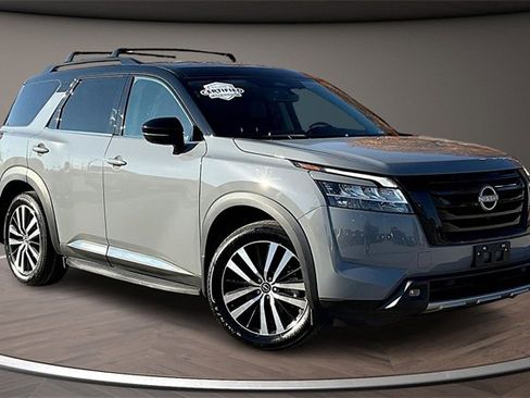 Certified 2023 Nissan Pathfinder Platinum w/ Lighting Package (N93) image 10