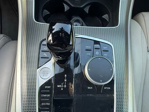 Used 2022 BMW X5 sDrive40i w/ M Sport Package RWD image 20