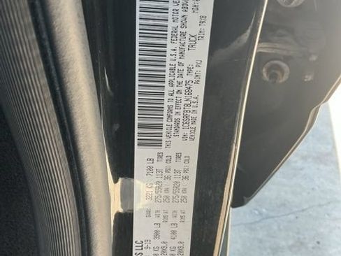 Used 2020 RAM 1500 Big Horn AWD/4WD image 27