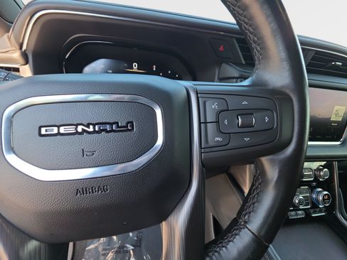 Used 2023 GMC Yukon Denali Ultimate AWD/4WD image 19