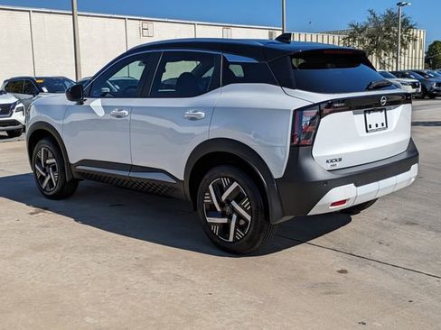 New 2026 Nissan Kicks SV w/ SV Premium Package image 8