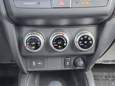 Used 2024 Mitsubishi Outlander Sport ES image 21