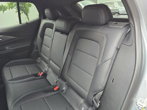 New 2026 Chevrolet Equinox EV LT AWD/4WD image 17