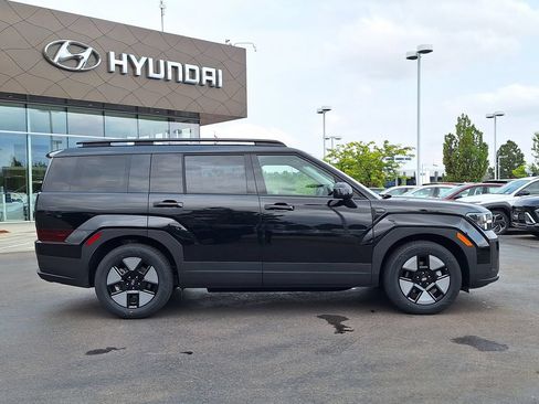Certified 2025 Hyundai Santa Fe SEL AWD/4WD image 2