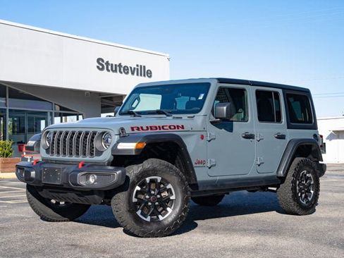 Certified 2025 Jeep Wrangler Unlimited Rubicon image 1