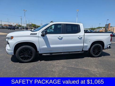 Used 2024 Chevrolet Silverado 1500 RST w/ Convenience Package II AWD/4WD image 5