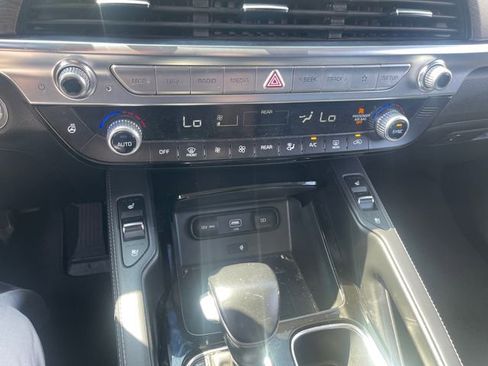 Used 2021 Kia Telluride EX w/ EX Premium Package image 13