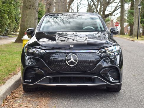 Used 2023 Mercedes-Benz EQE 500 4MATIC SUV image 12