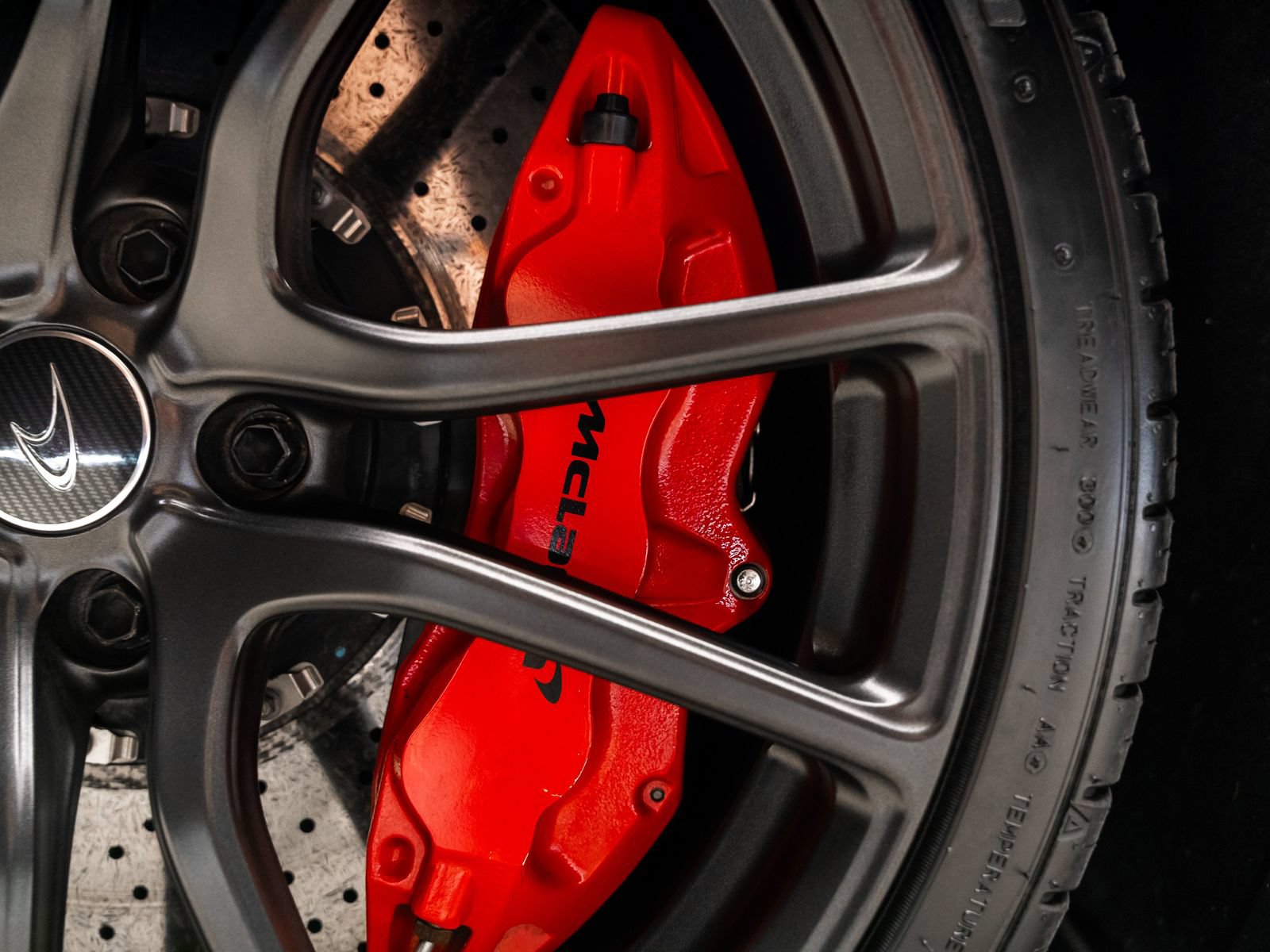 Used 2016 McLaren 570S Coupe RWD image 28