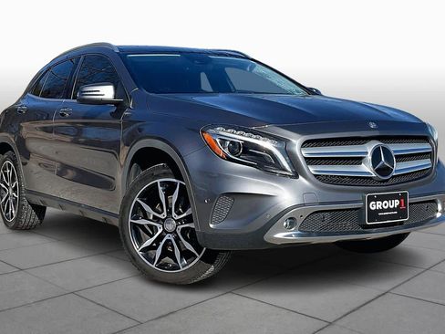 Used 2015 Mercedes-Benz GLA 250 4MATIC image 3