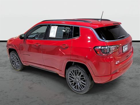 Used 2022 Jeep Compass High Altitude image 2