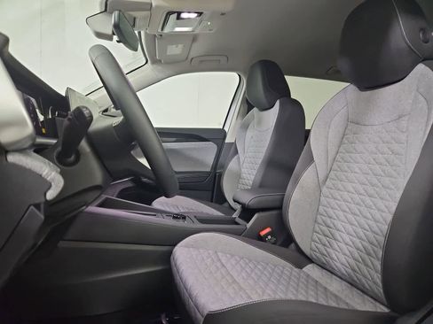 New 2026 Volkswagen Tiguan S AWD/4WD image 16