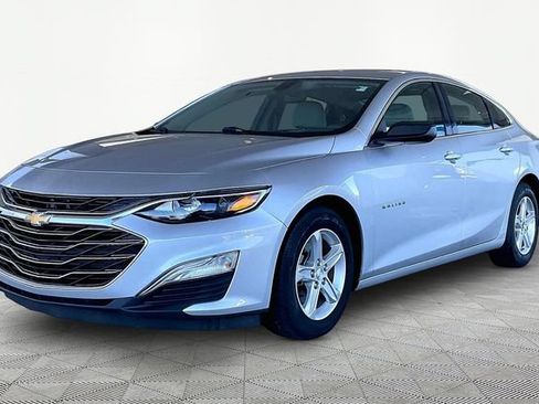 Used 2019 Chevrolet Malibu LS FWD image 3