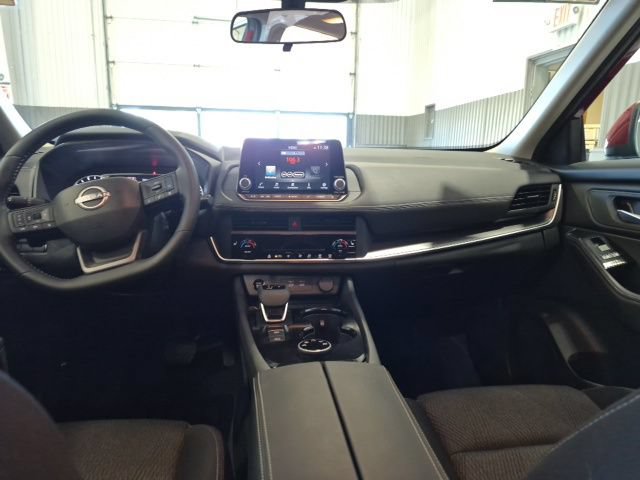 Certified 2026 Nissan Rogue SV w/ Cold Weather Package AWD/4WD image 14