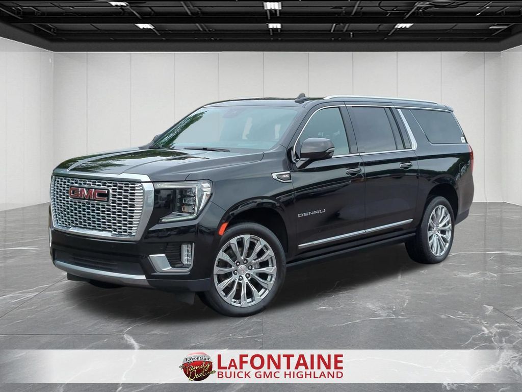 Certified 2024 GMC Yukon XL Denali AWD/4WD image 1